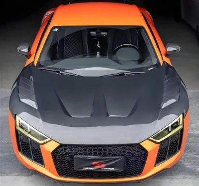 Mold pentru capota motorului din fibra de carbon